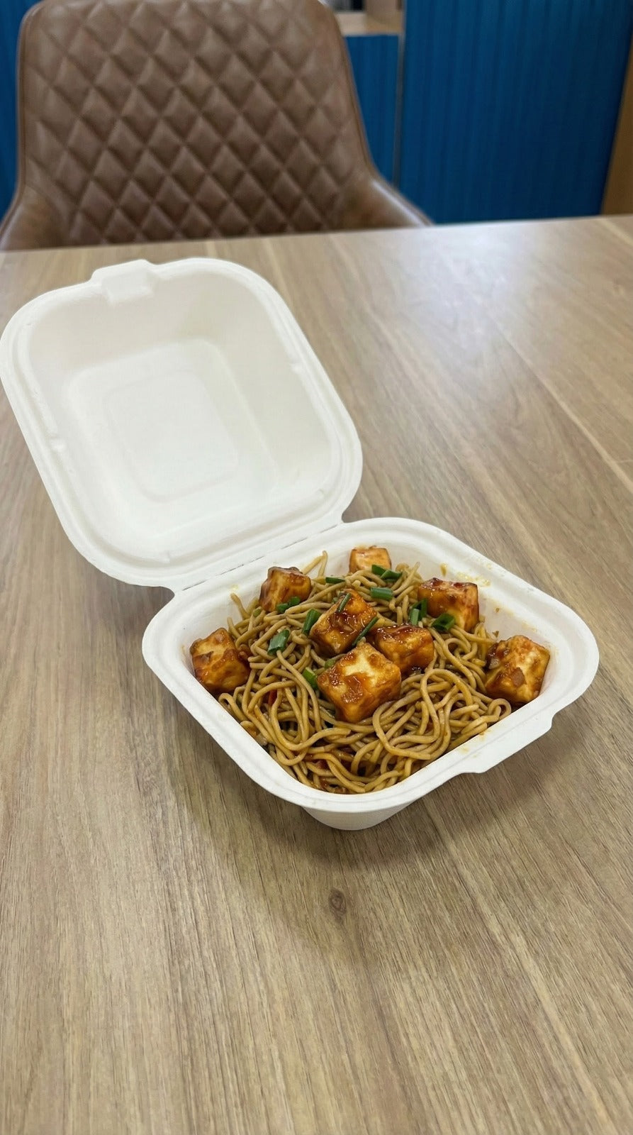 Alternuts Takeaway Disposable Clamshell 6 x 6 Burger Box